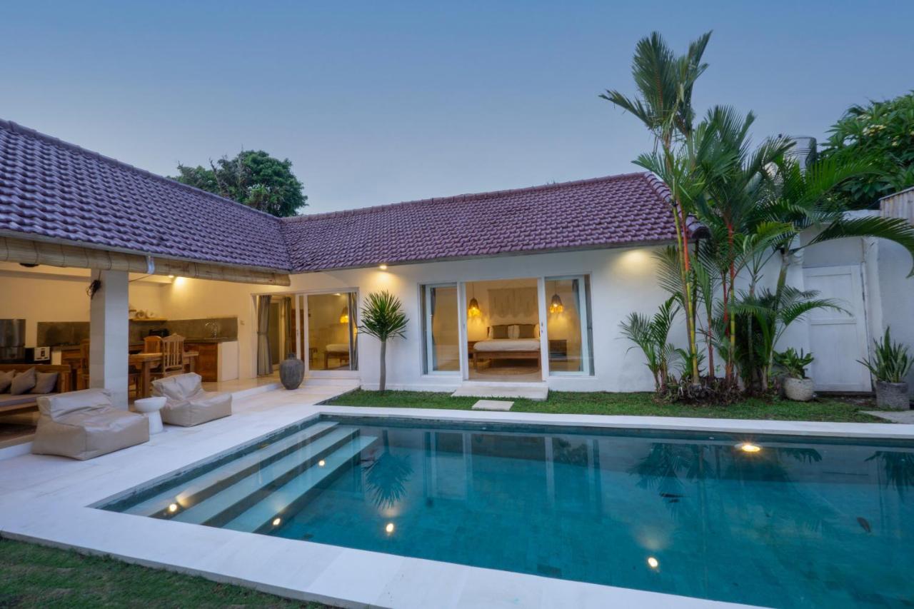 Villa Pagu Seminyak  Exterior photo