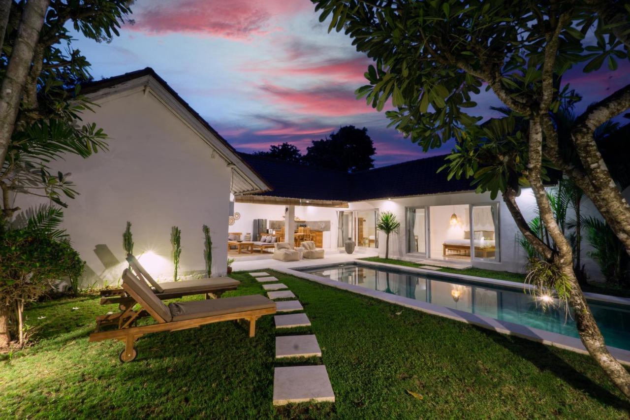 Villa Pagu Seminyak  Exterior photo