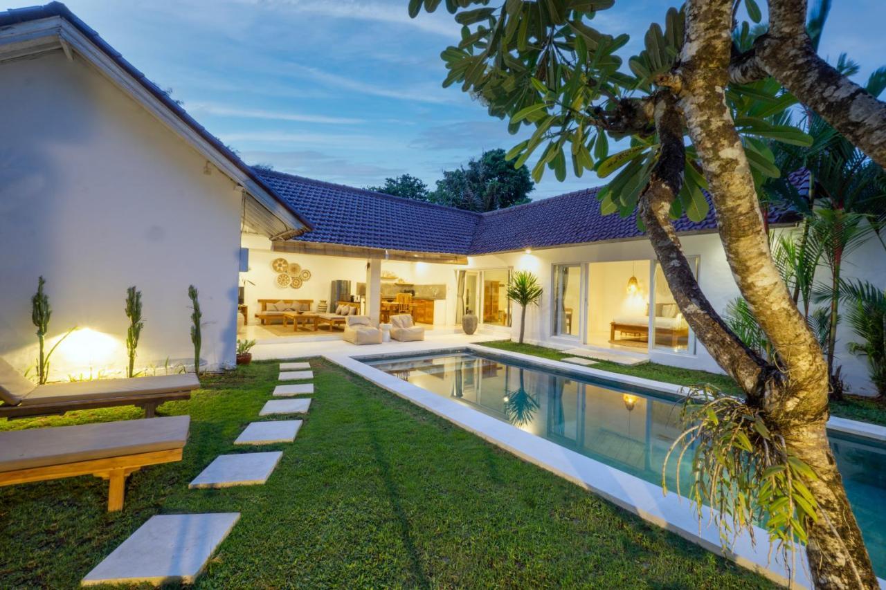Villa Pagu Seminyak  Exterior photo